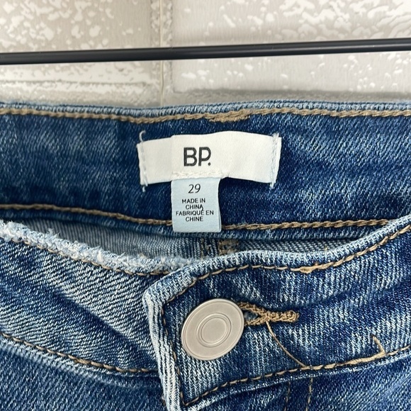 B.P. Distressed Straight Leg Jeans - Picture 5 of 12